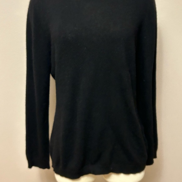 EUC! Charter Club Cashmere Long Sleeve Crew Neck Sweater Black XL - Picture 5 of 7
